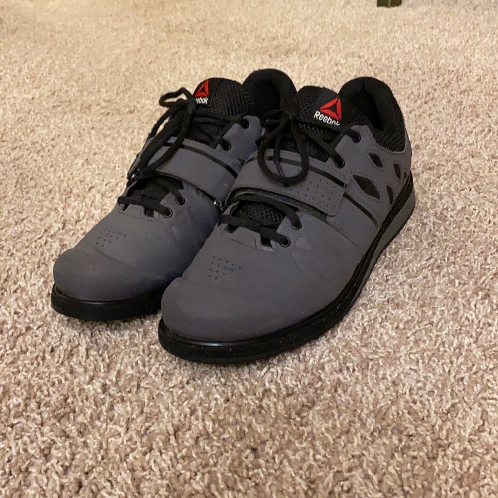 Rebook weight lifting shoes